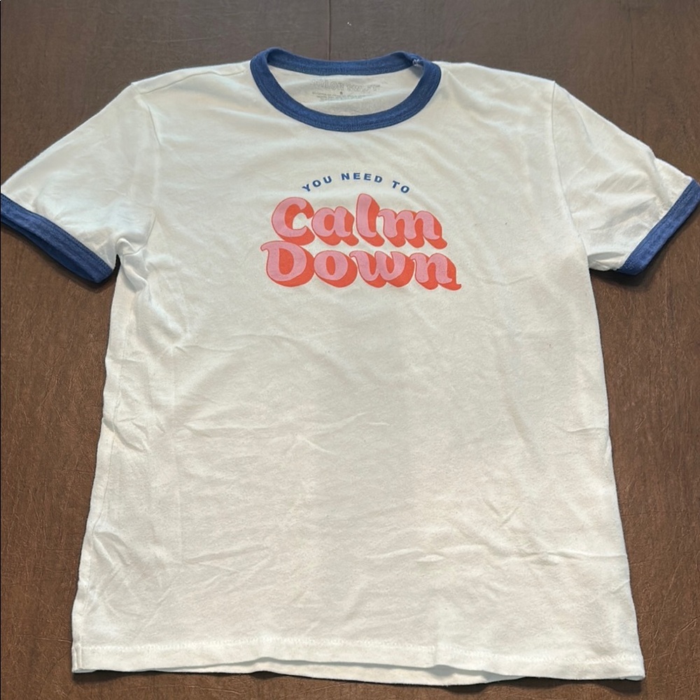 Taylor Swift - Calm Down White and Blue Graphic T-Shirt